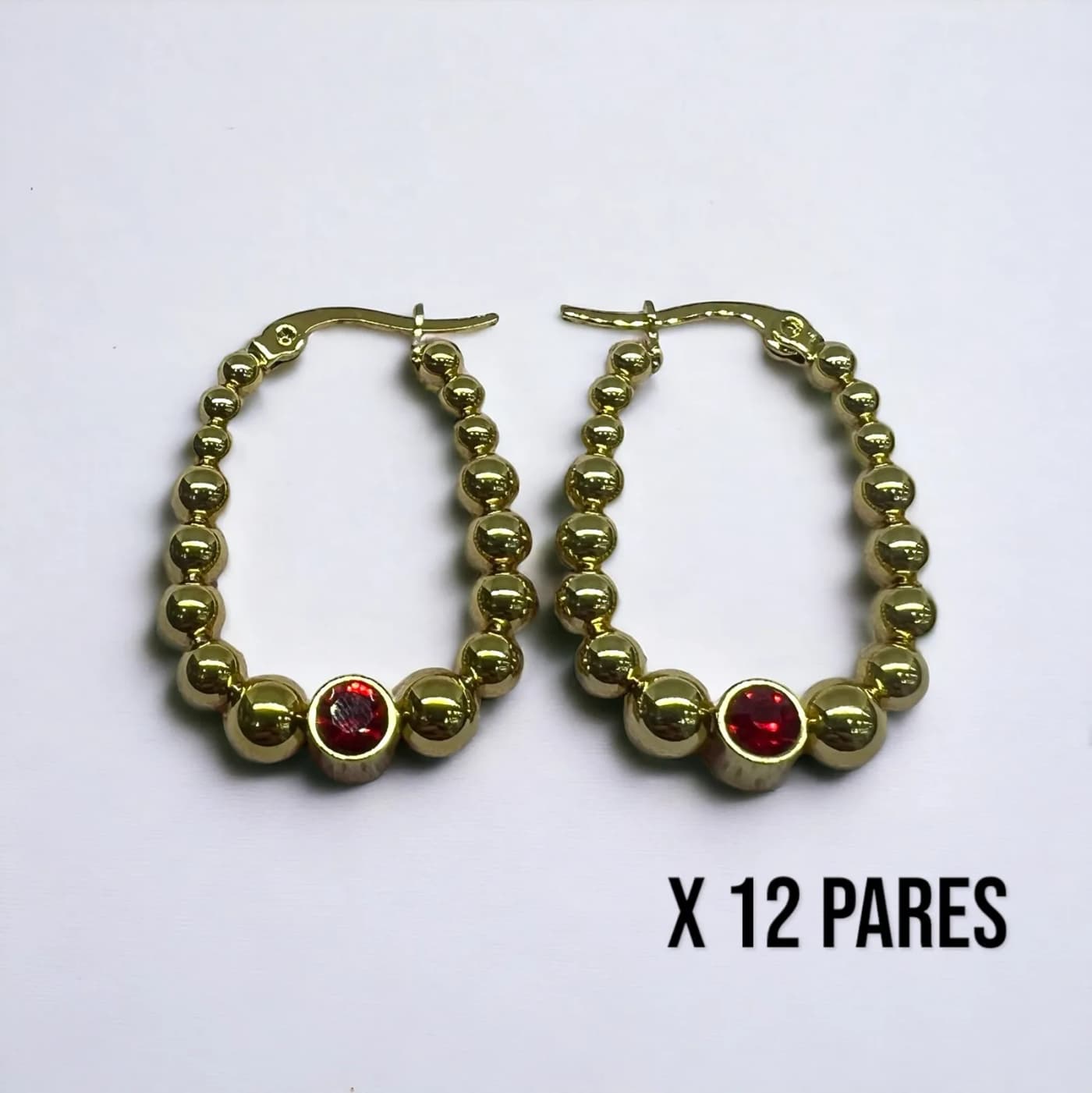 Pack 12 aritos dorado con joya rojo (30mm)