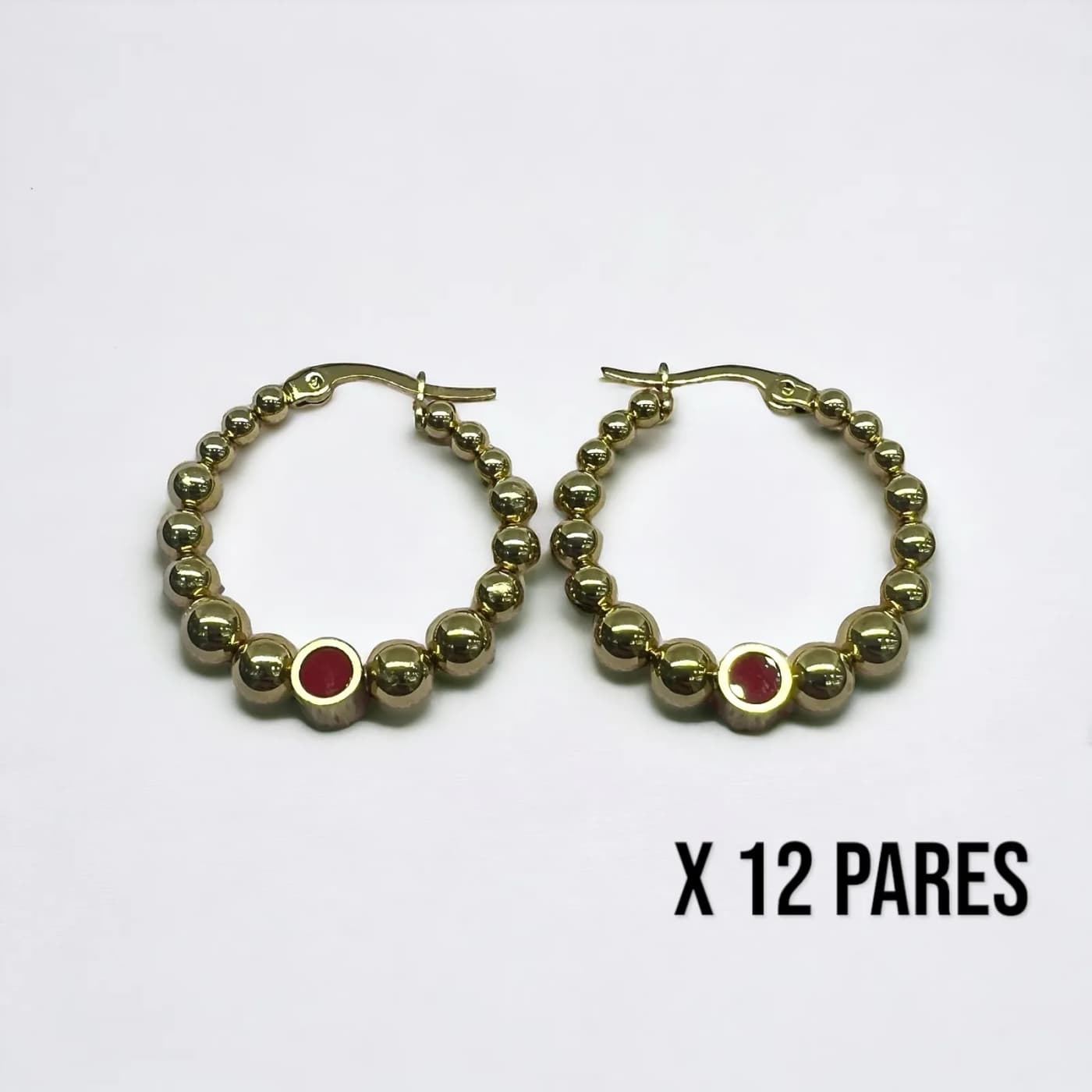 Pack 12 aritos dorado con joya rojo mate (30mm)