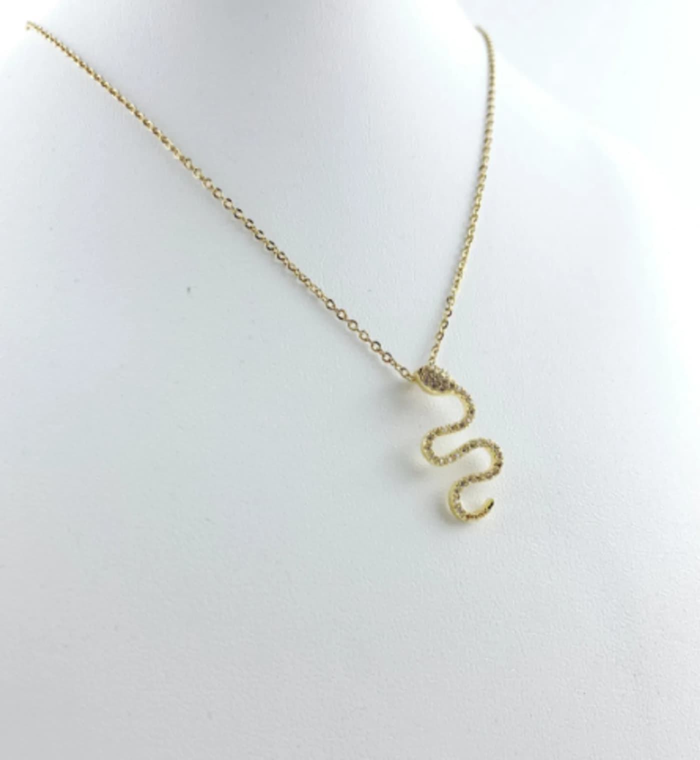collalr serpiente do