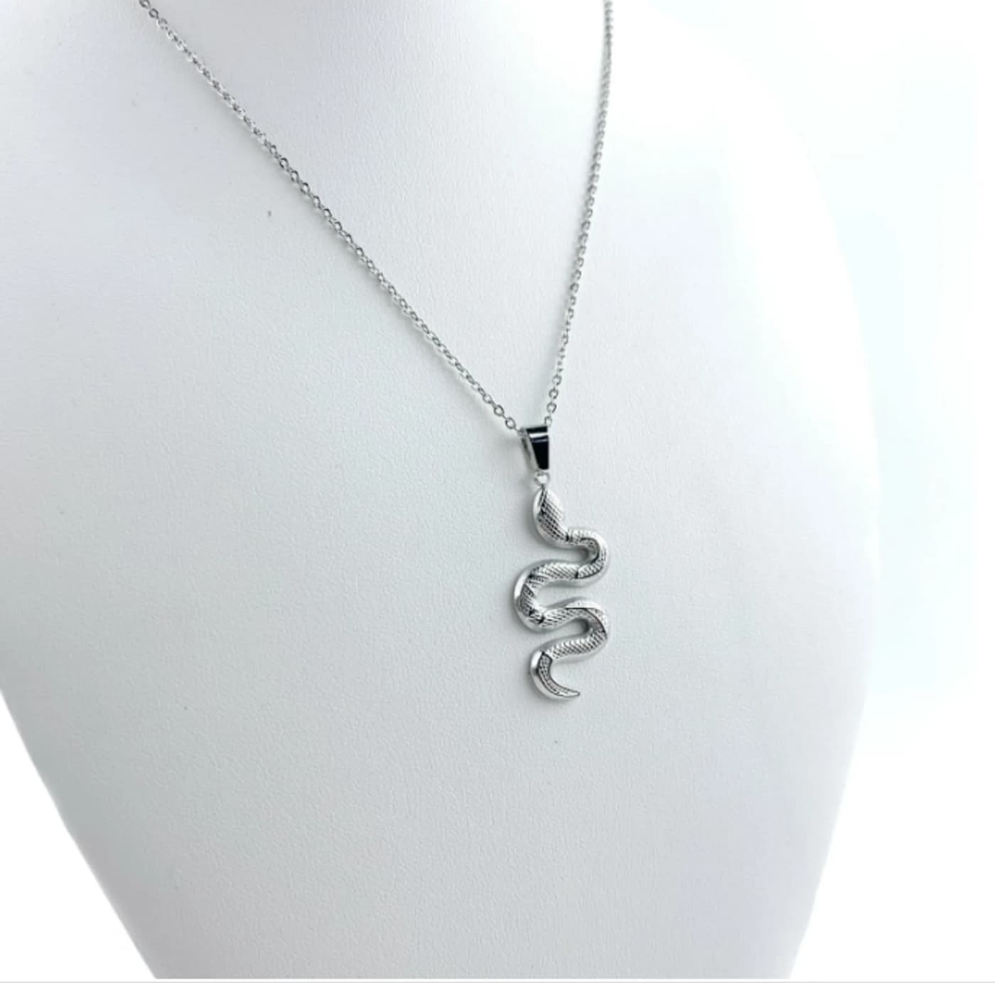 COLLAR DE SERPIENTE DO