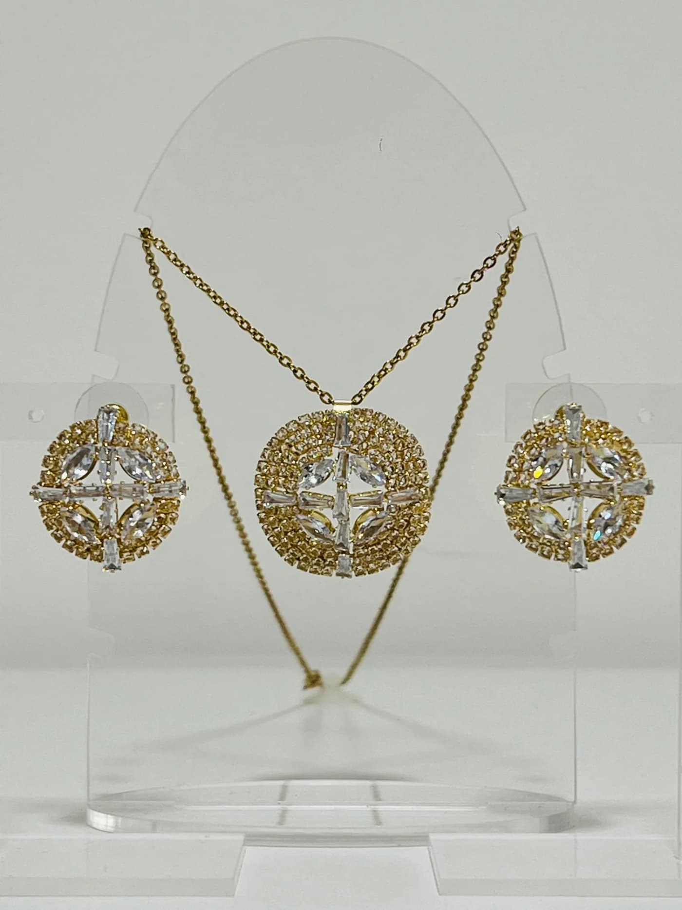 collar con aro brillgente do