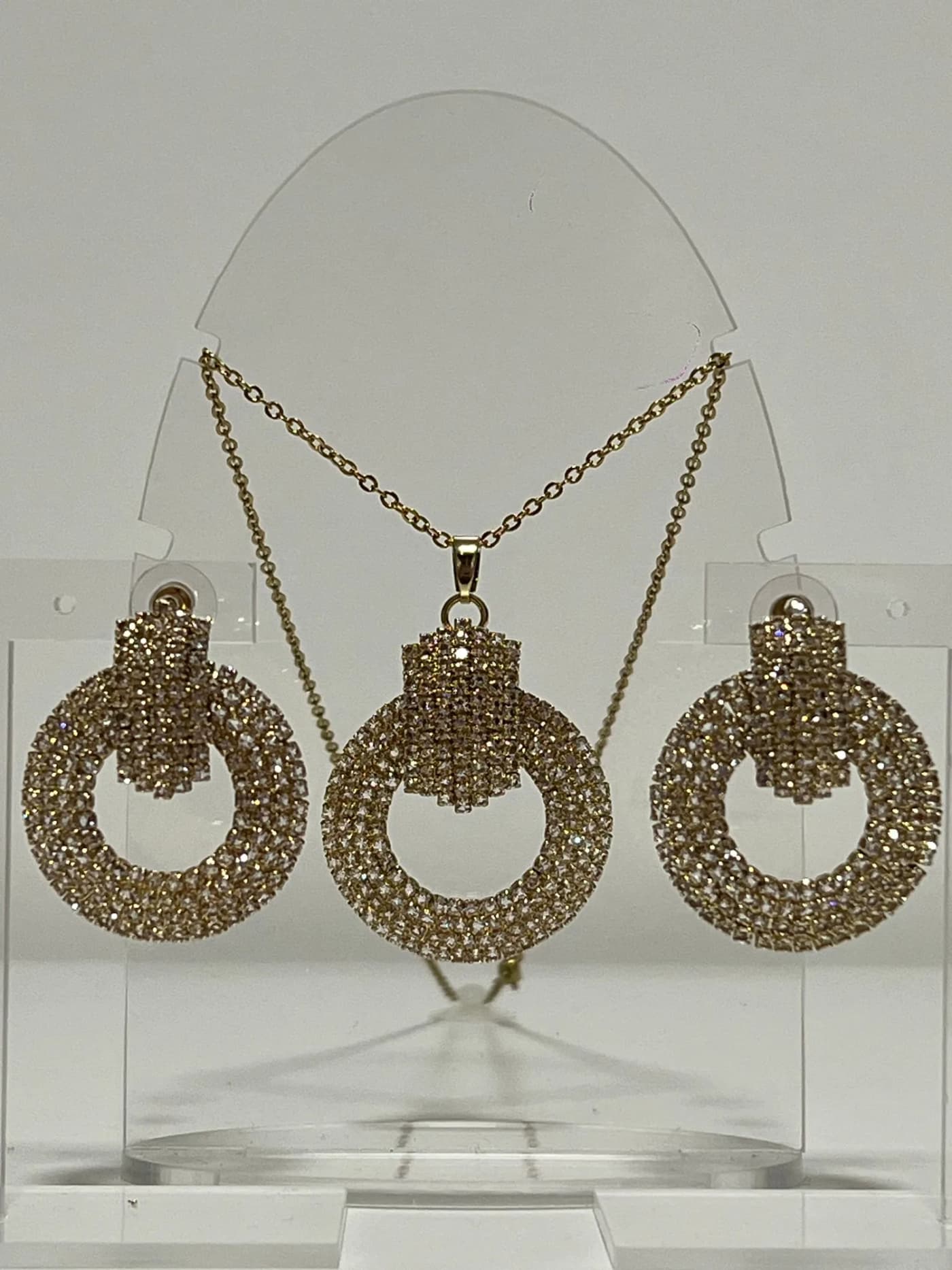 collar con aro brillgente do