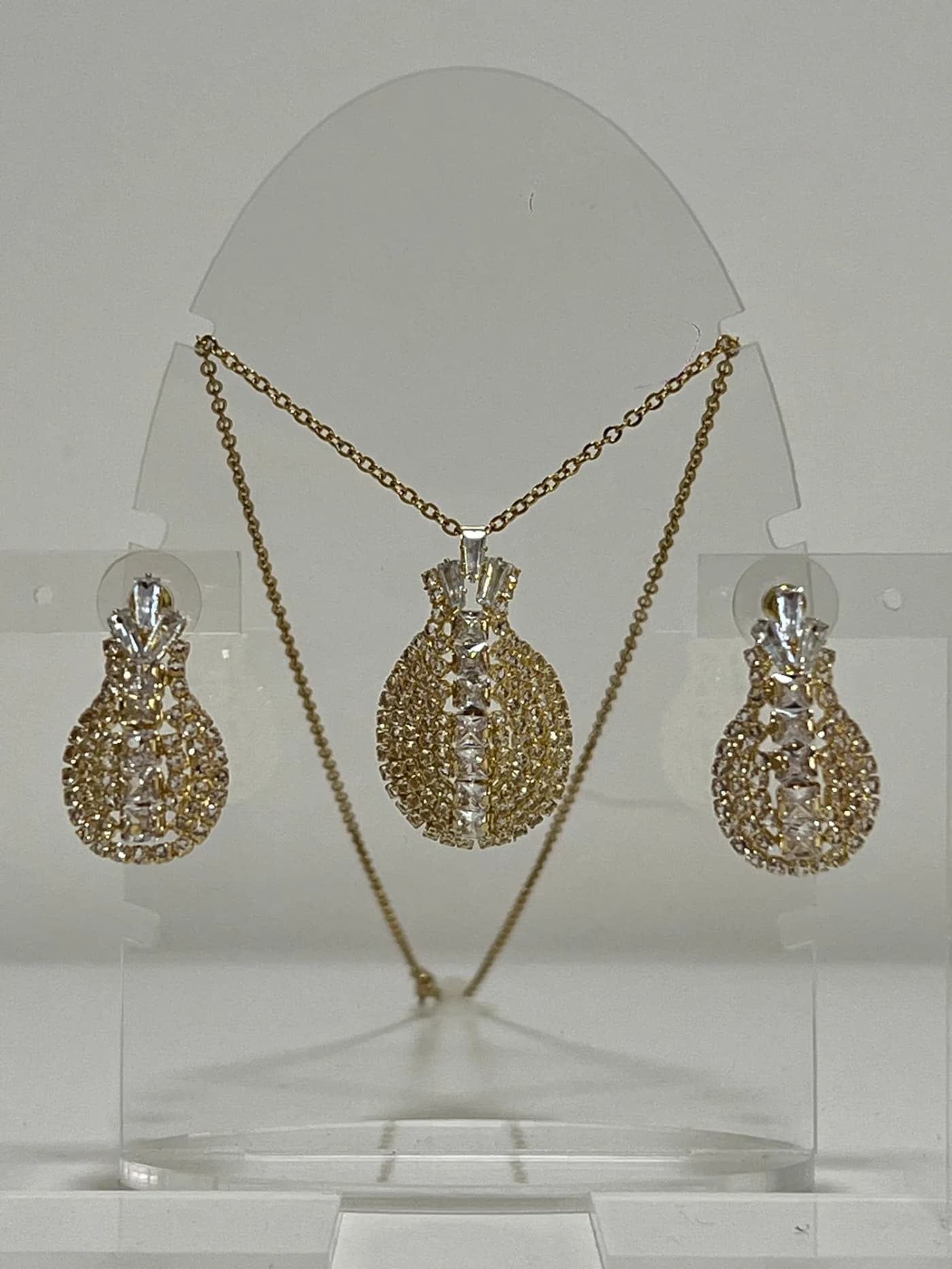 collar con aro brillgente do