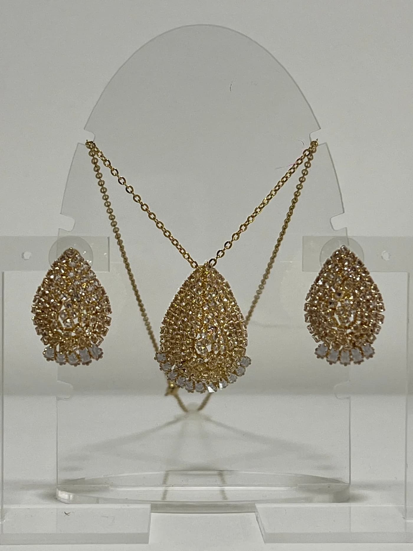 collar con aro brillgente do