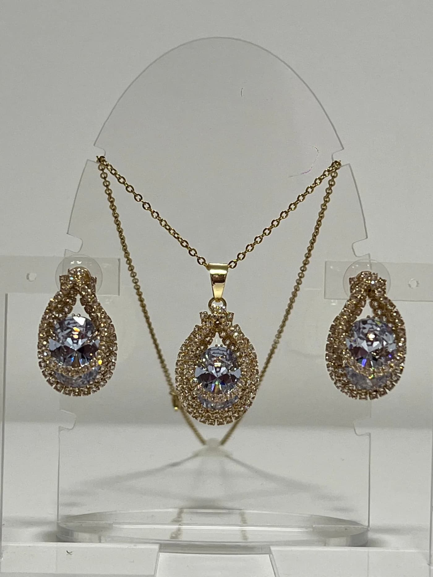 collar con aro brillgente do
