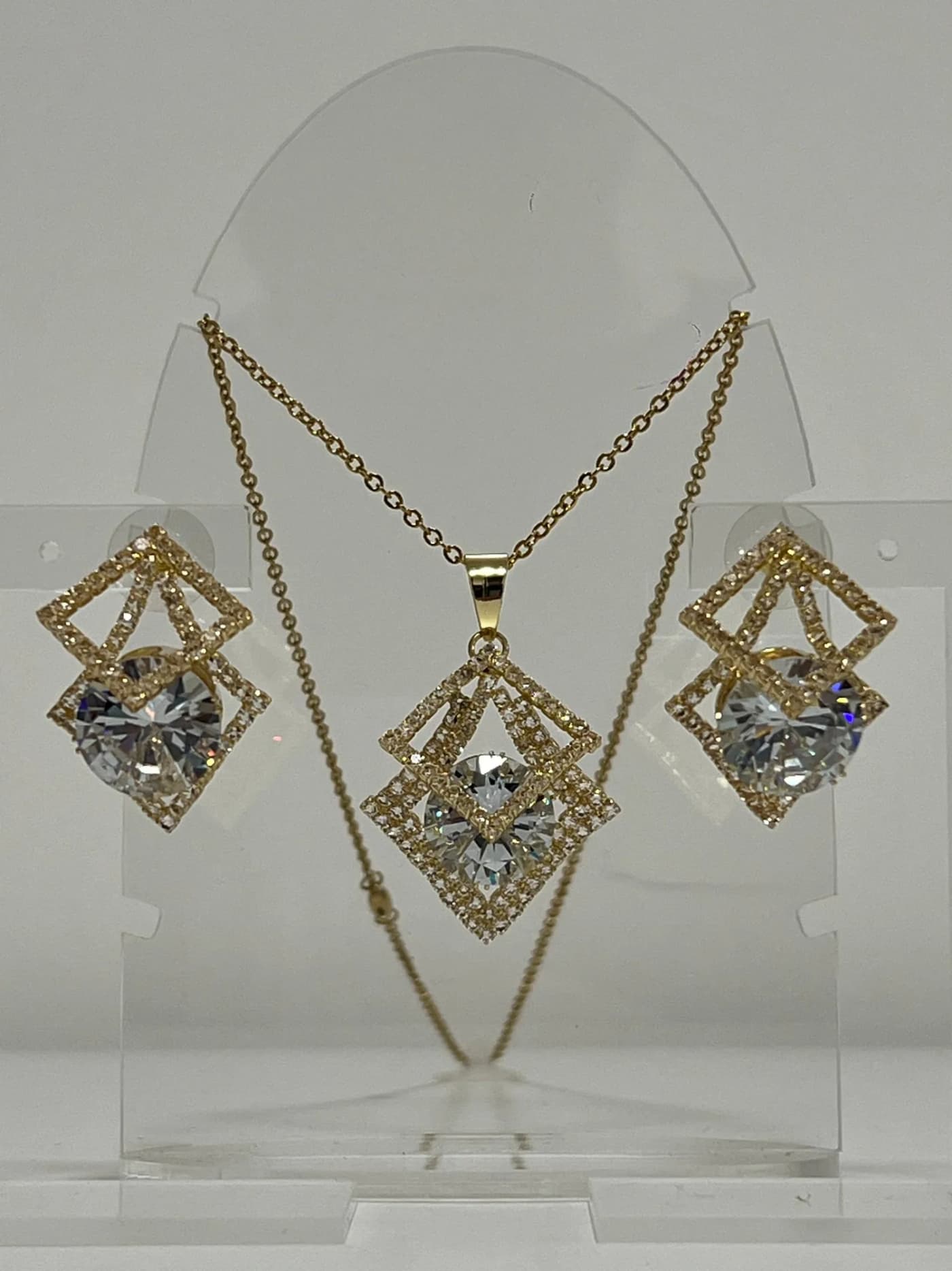 collar con aro brillgente do