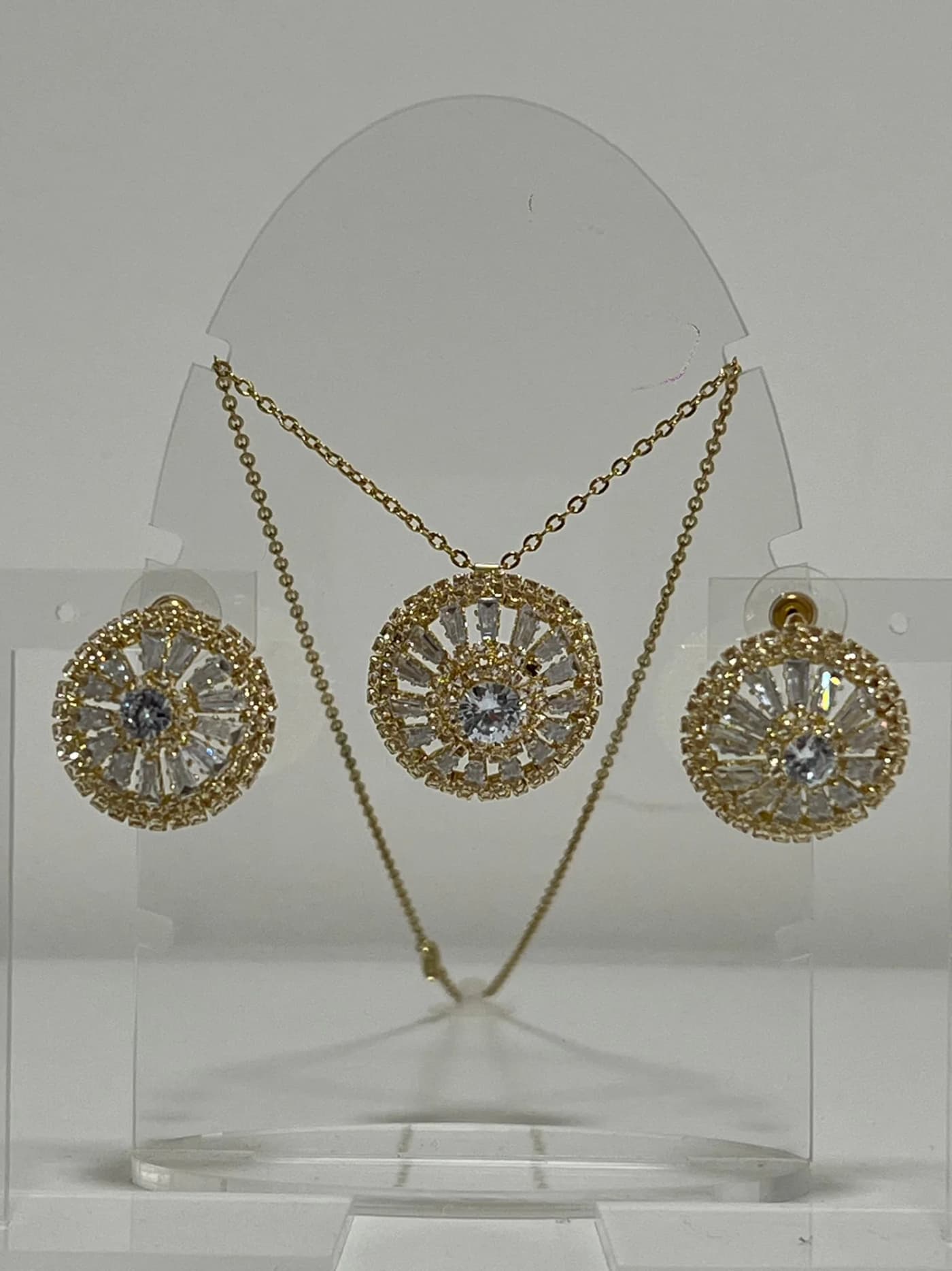 collar con aro brillgente do