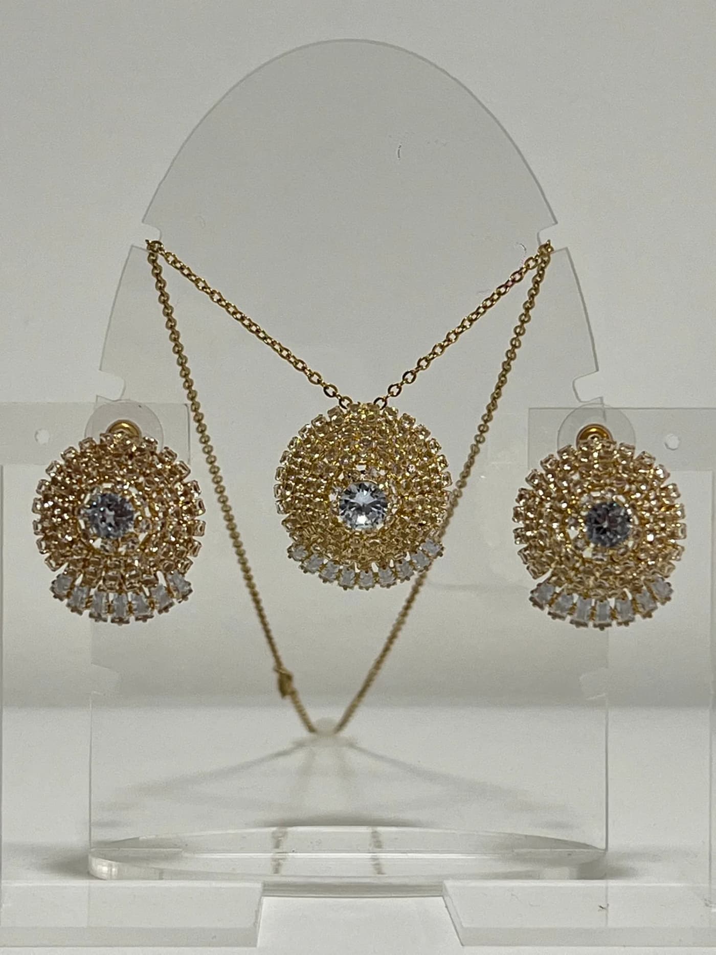 collar con aro brillgente do