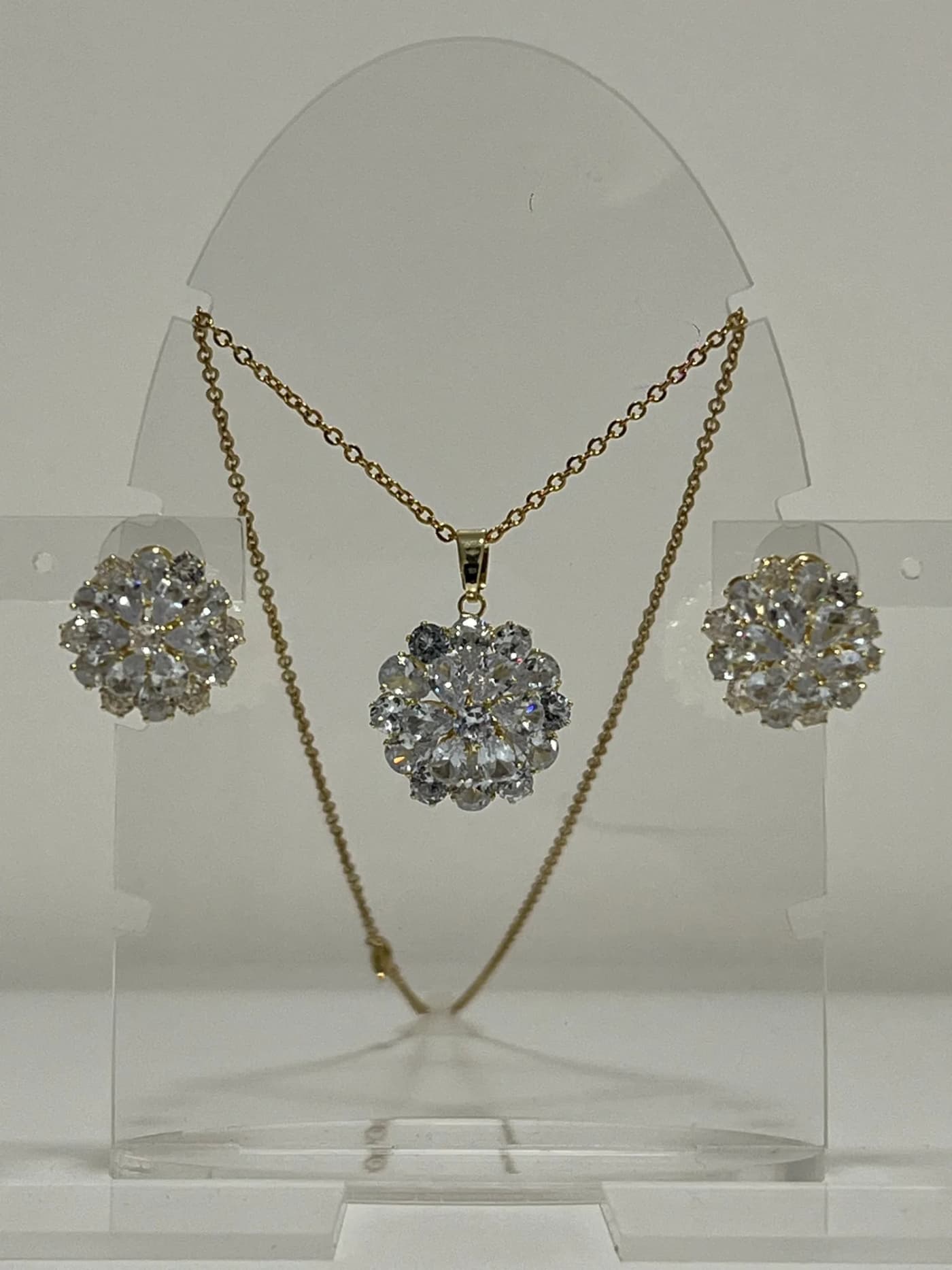 collar con aro brillgente do