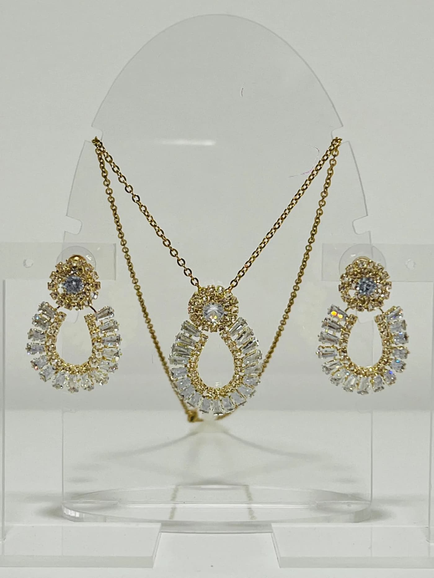 collar con aro brillgente do