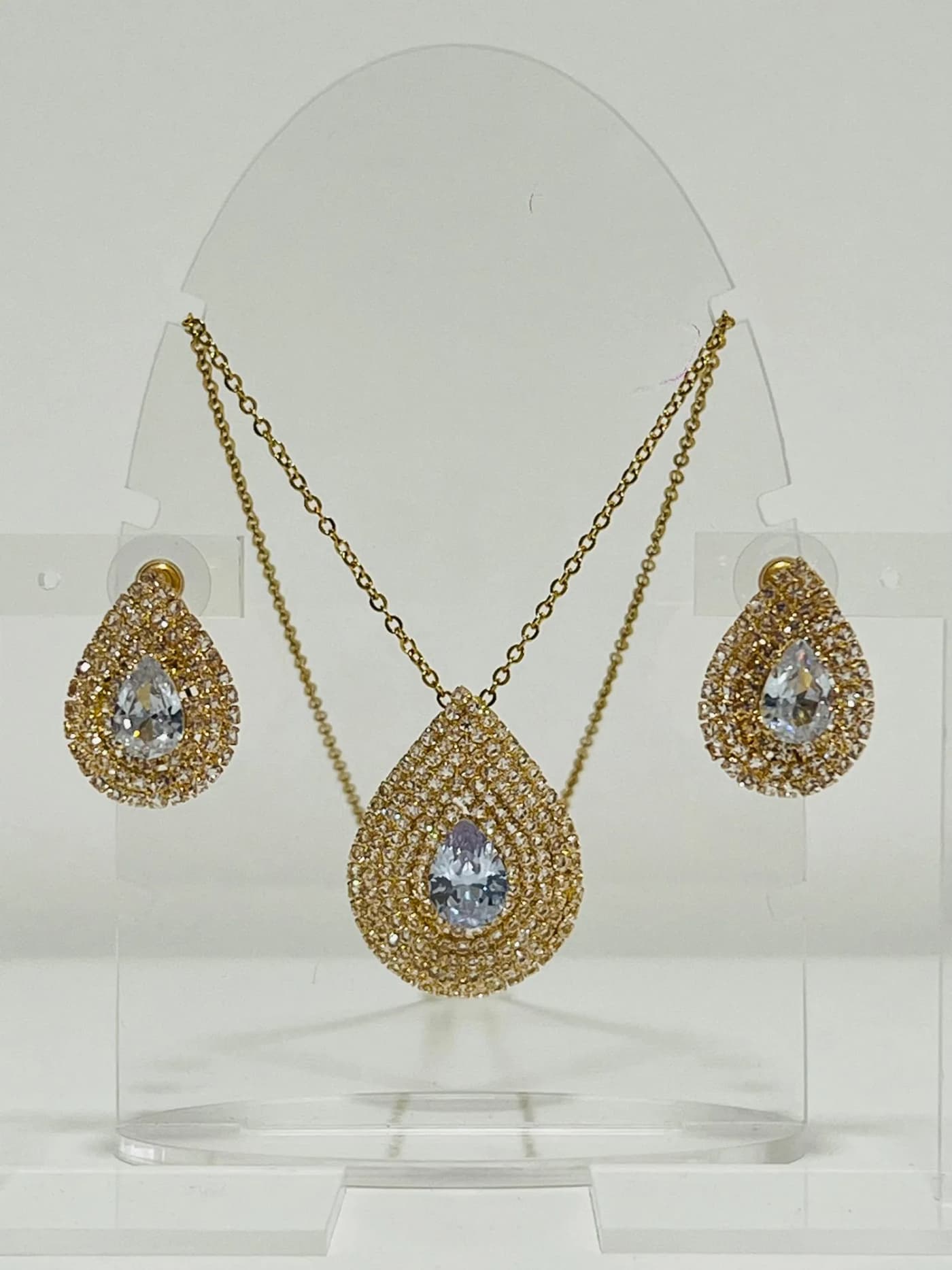 collar con aro brillgente do
