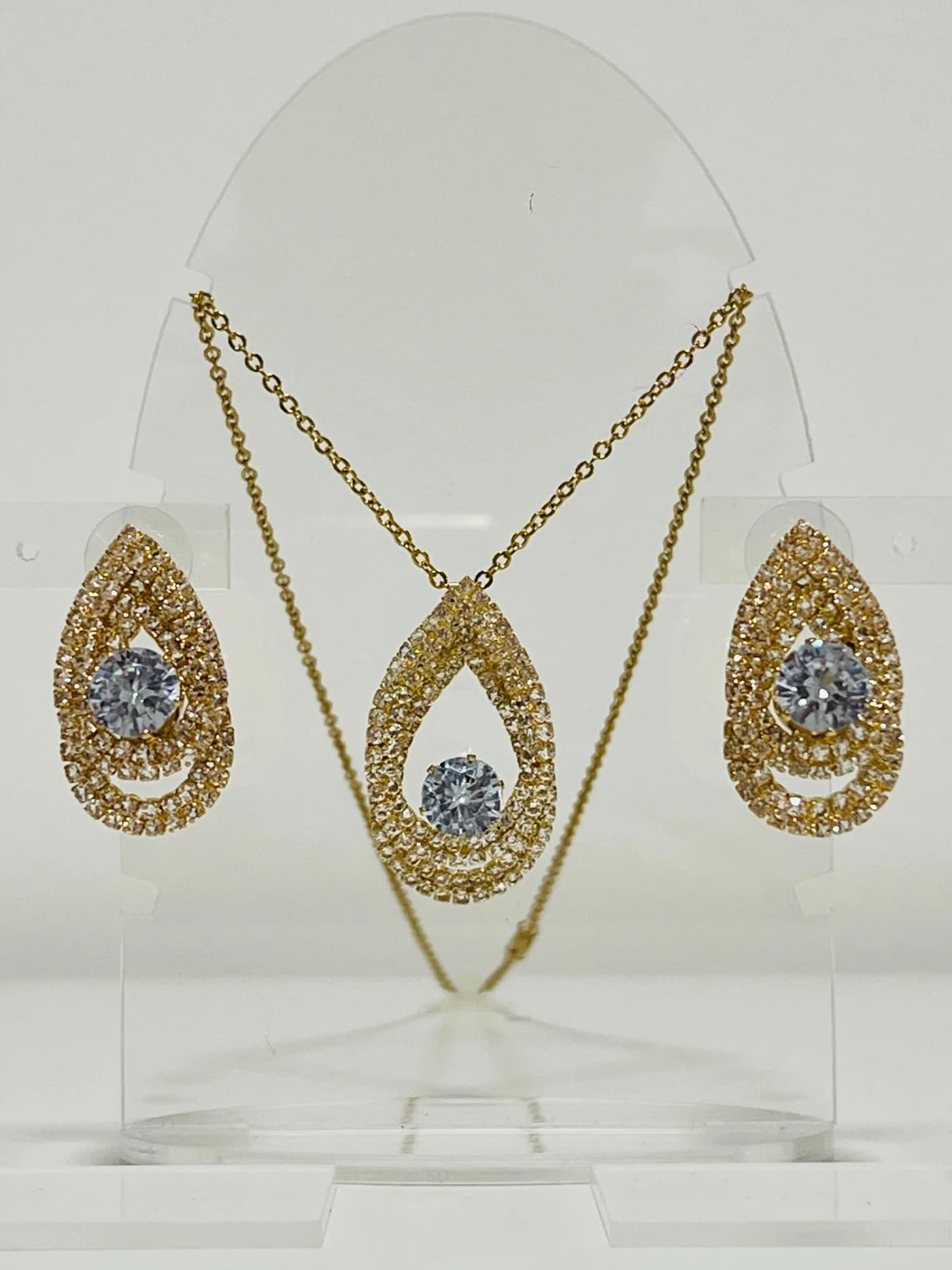 collar con aro brillgente do