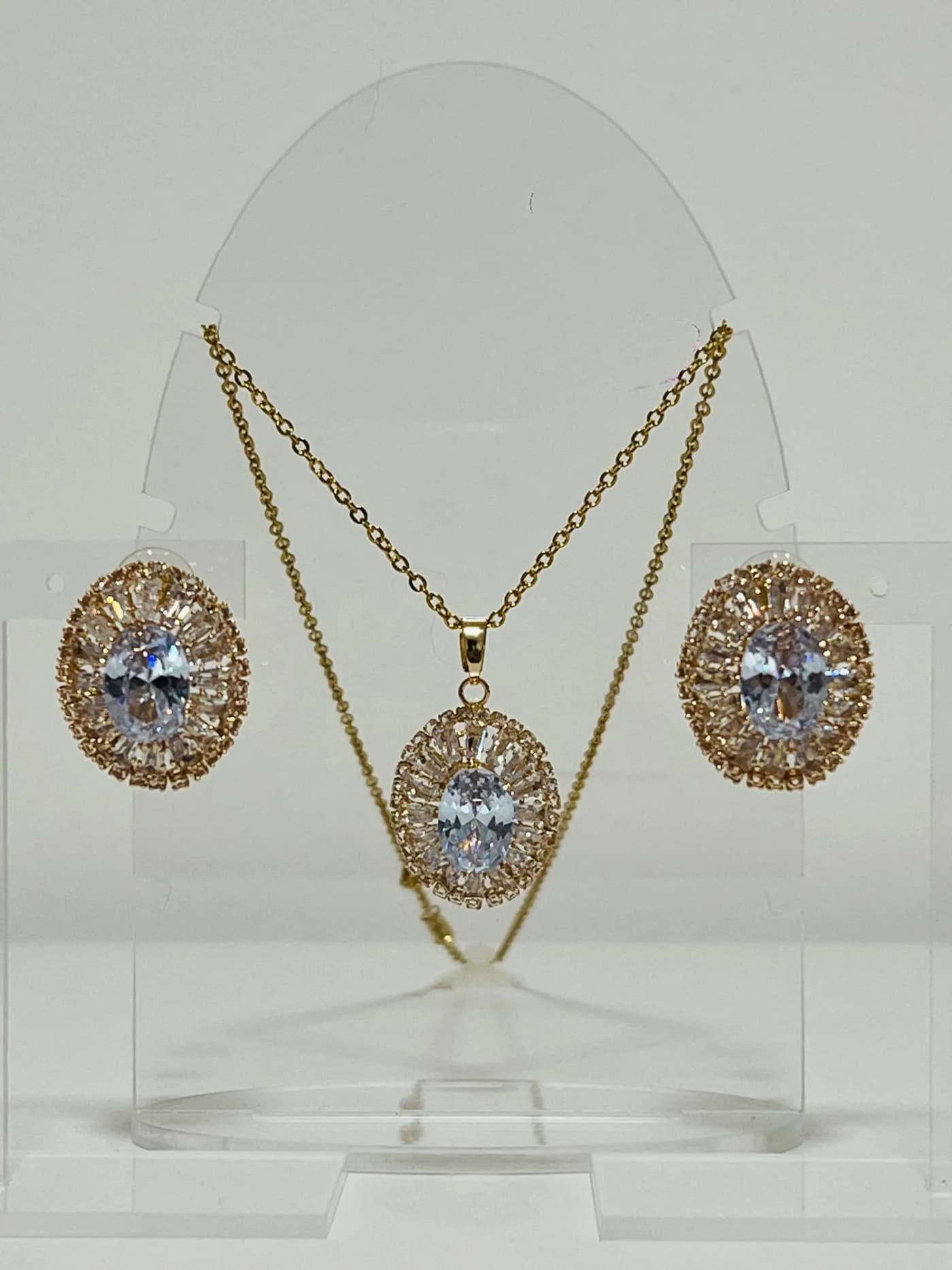 collar con aro brillgente do