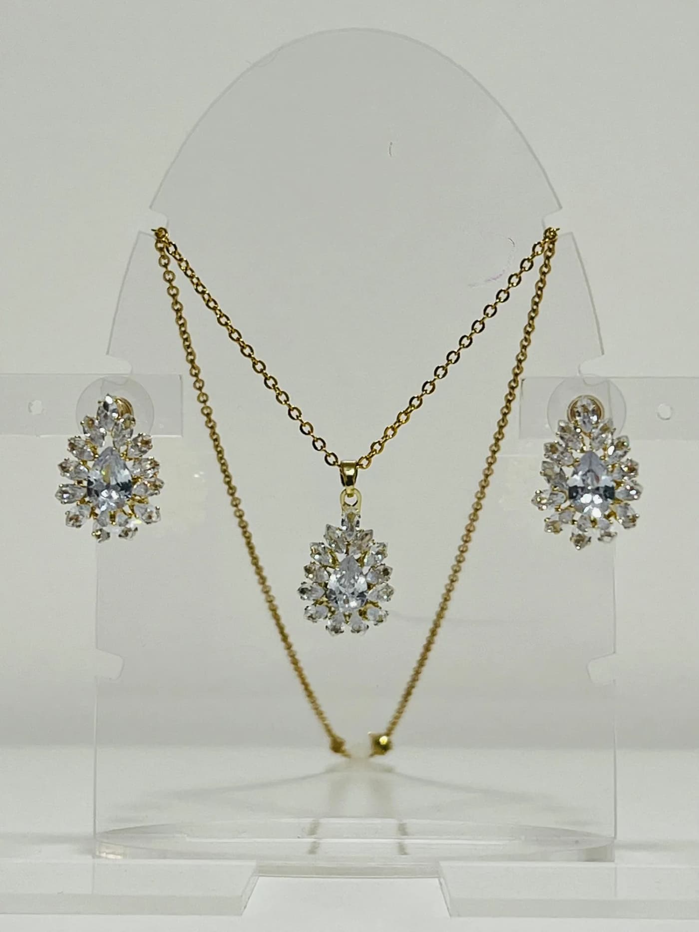 collar con aro brillgente do