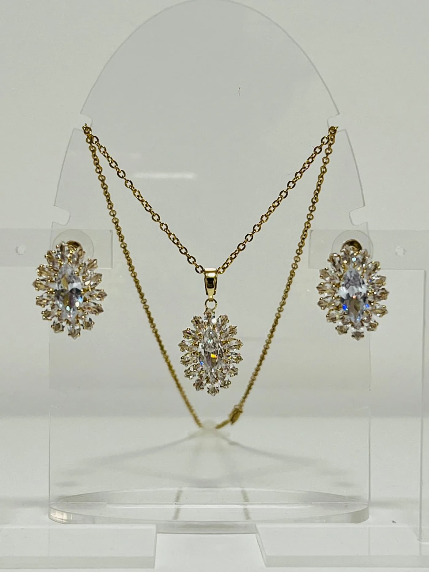 collar con aro brillgente do