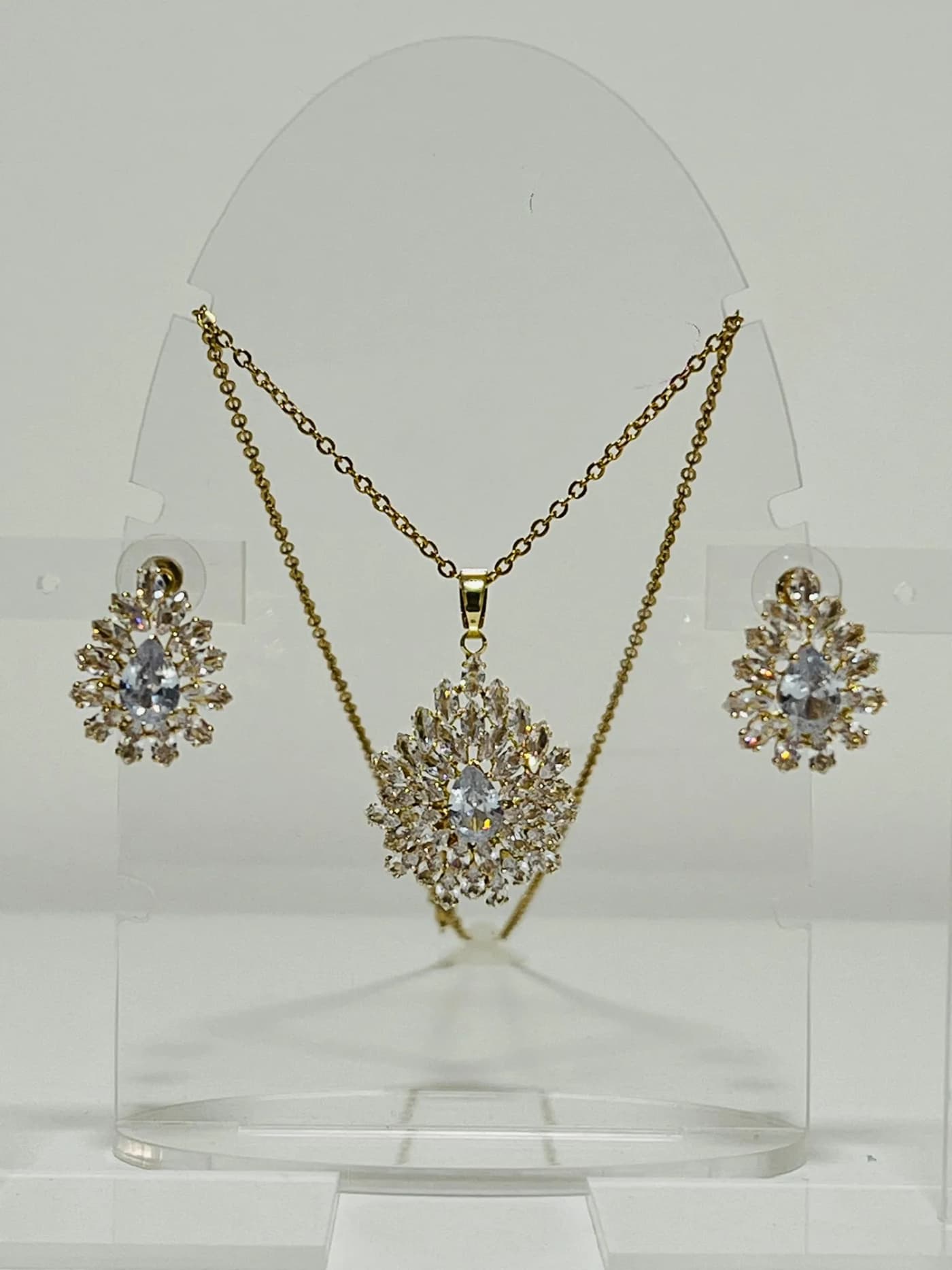collar con aro brillgente do