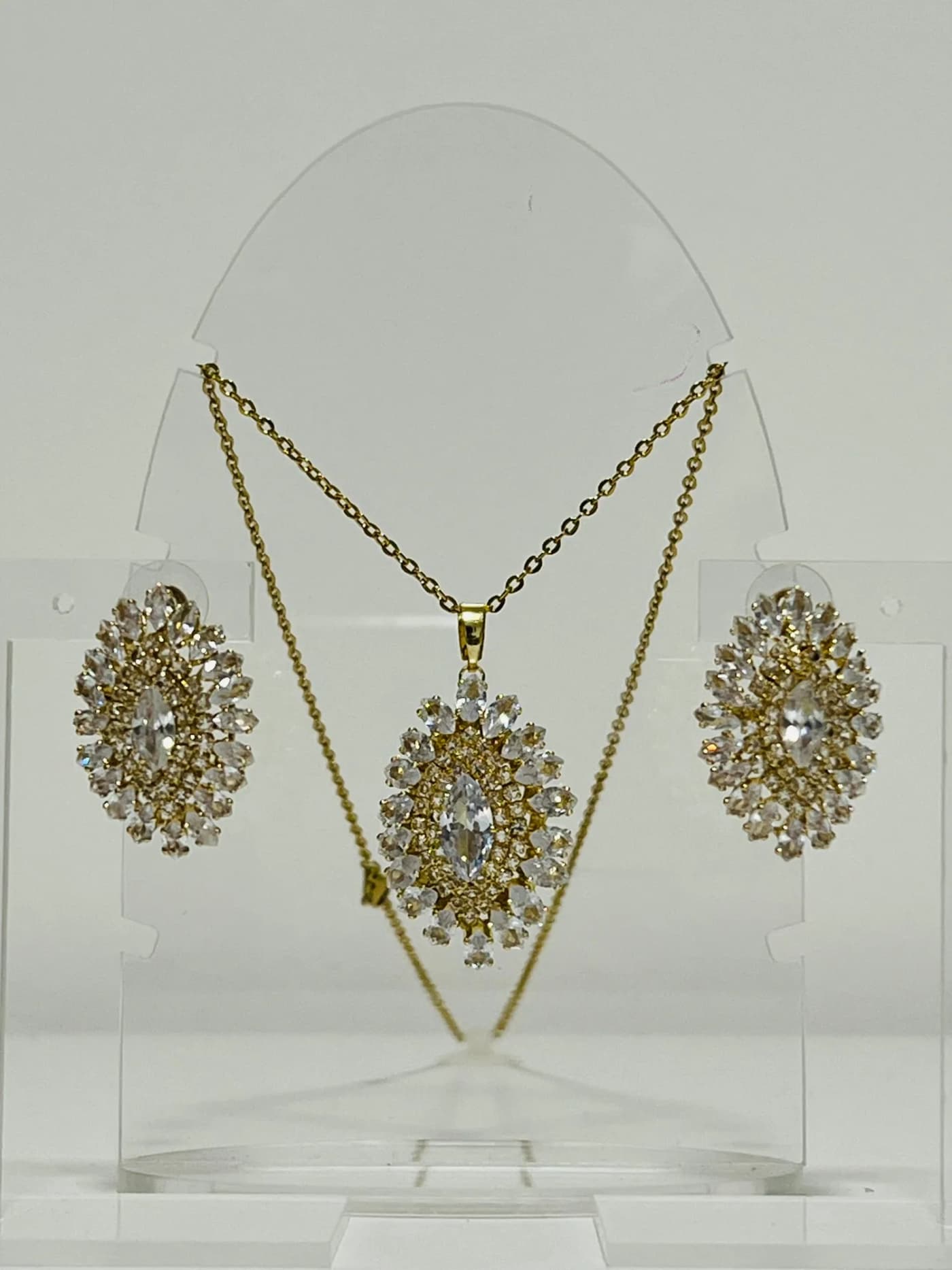 collar con aro brillgente do