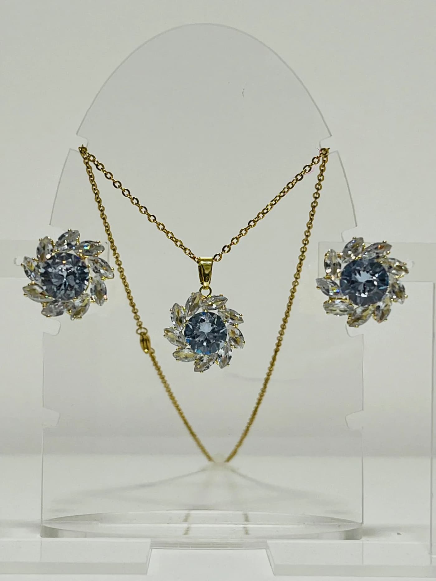 collar con aro brillgente do