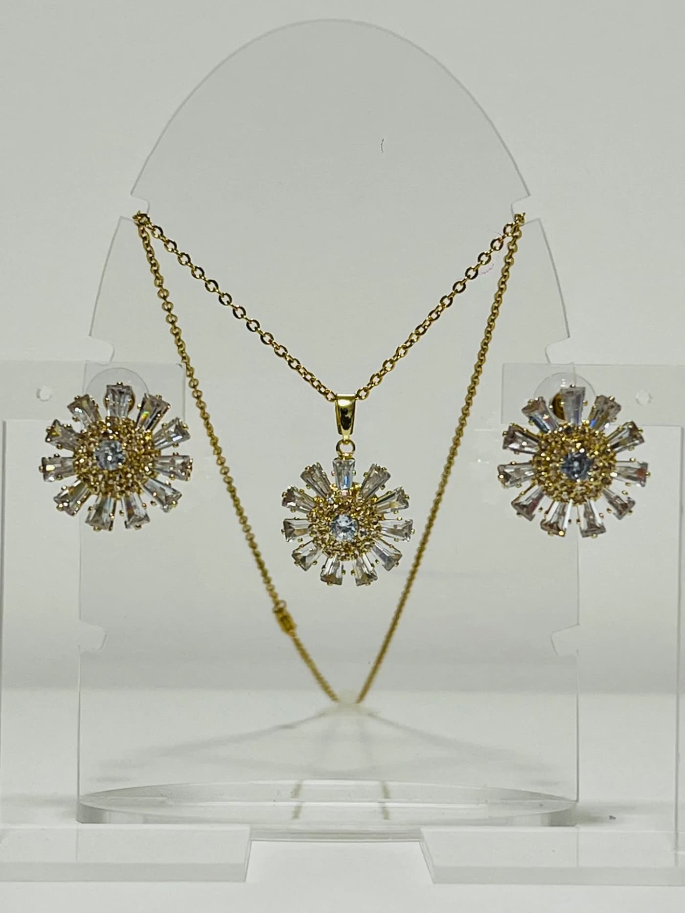 collar con aro brillgente do