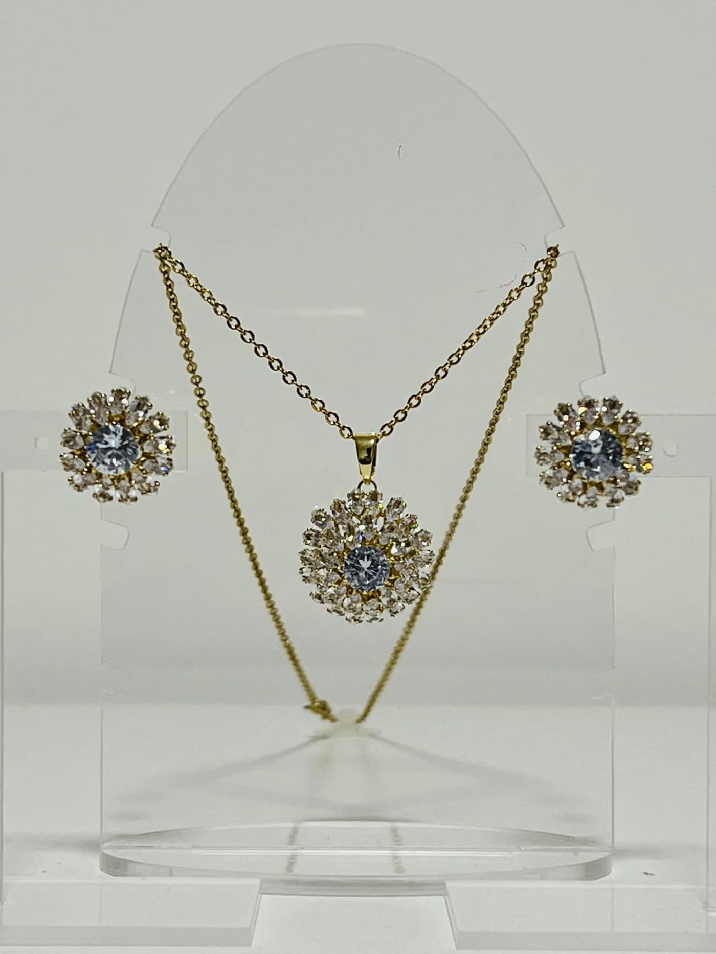 collar con aro brillgente do