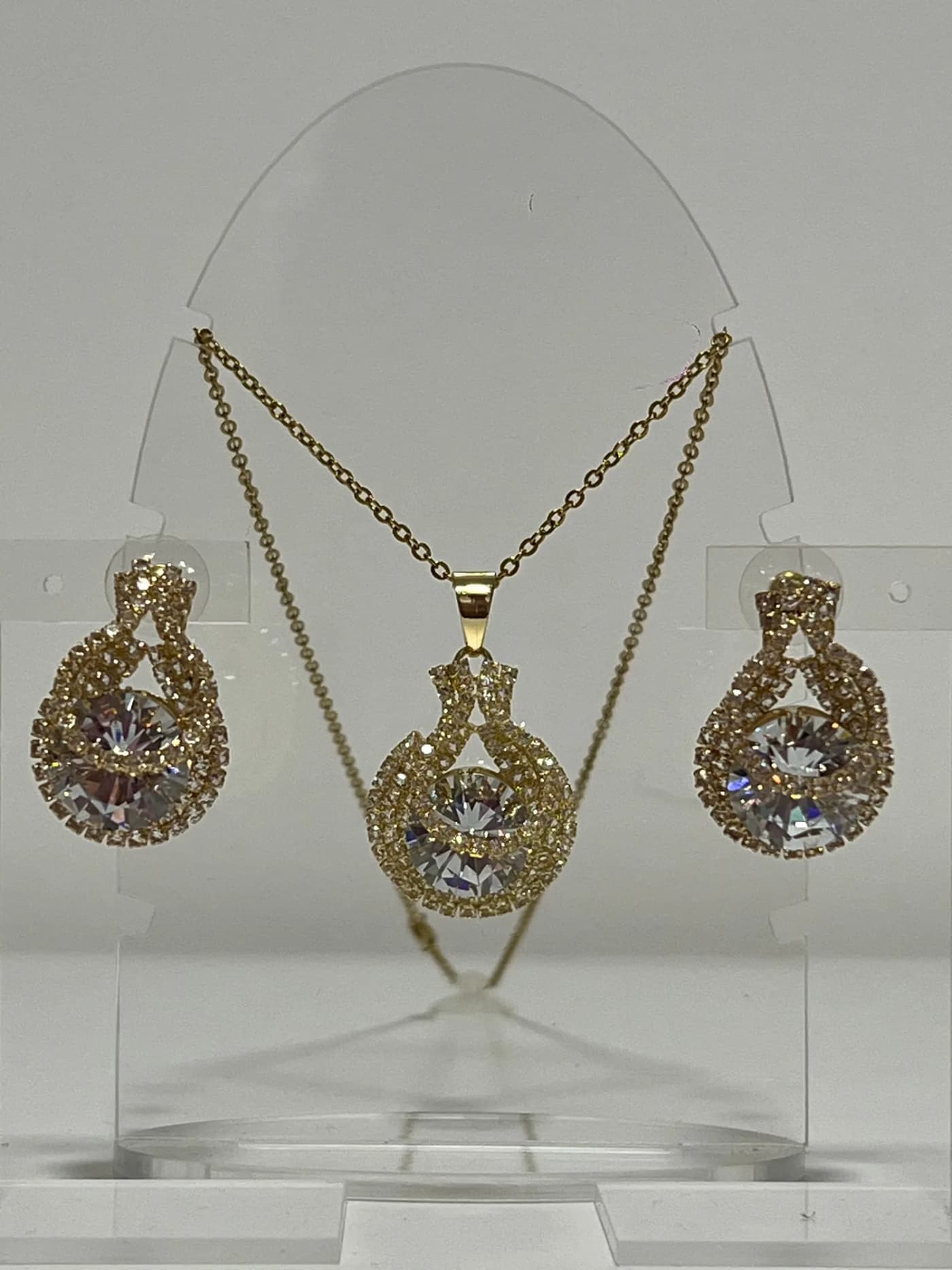collar con aro brillgente do