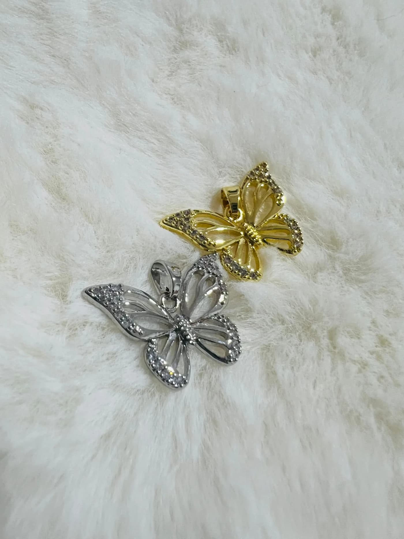 dije de mariposa p