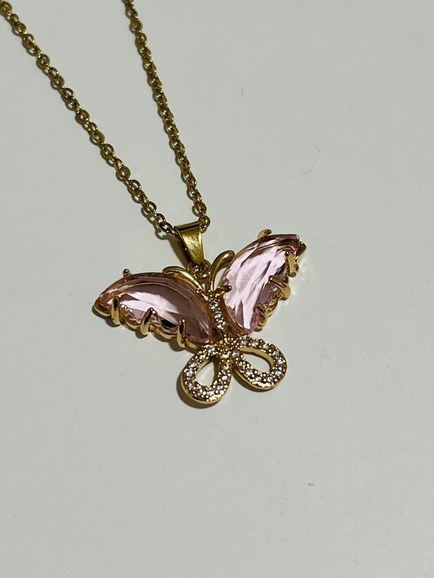 collar de mariposa do