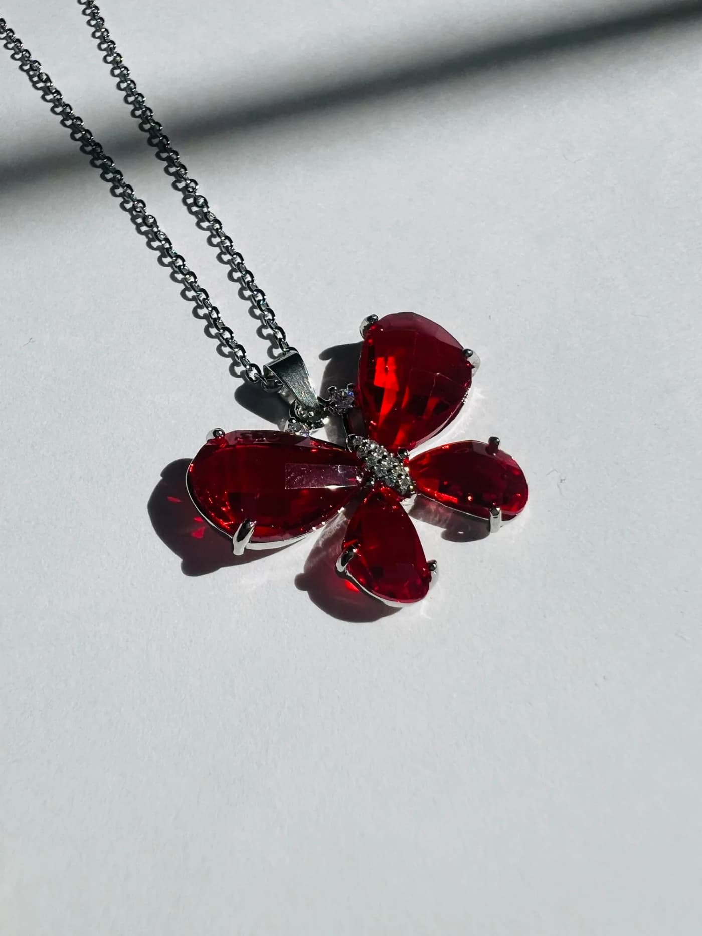 collar de mariposa p