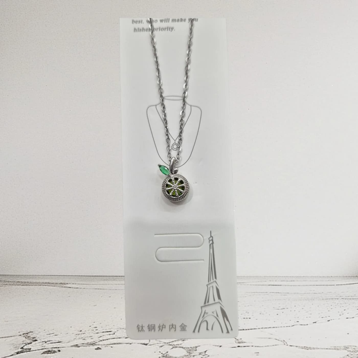 collar con dije p