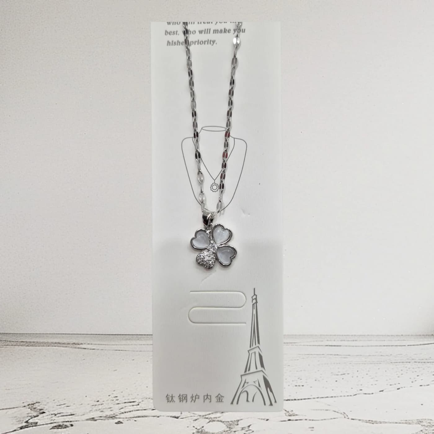 collar con dije p
