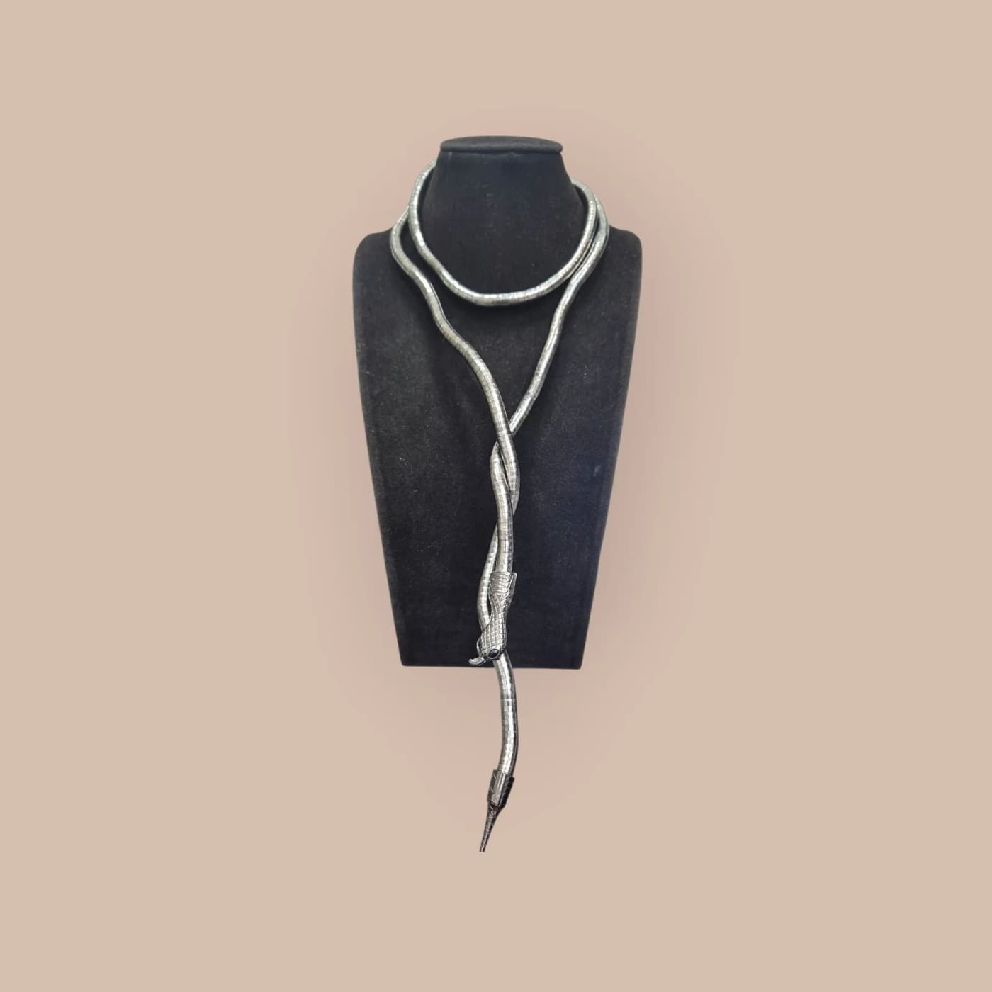 collar de serpiente p