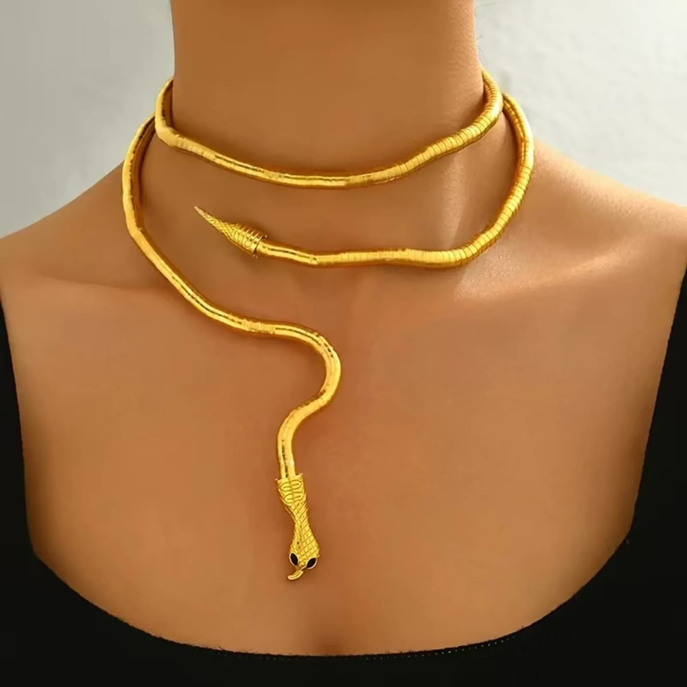 collar de serpiente do