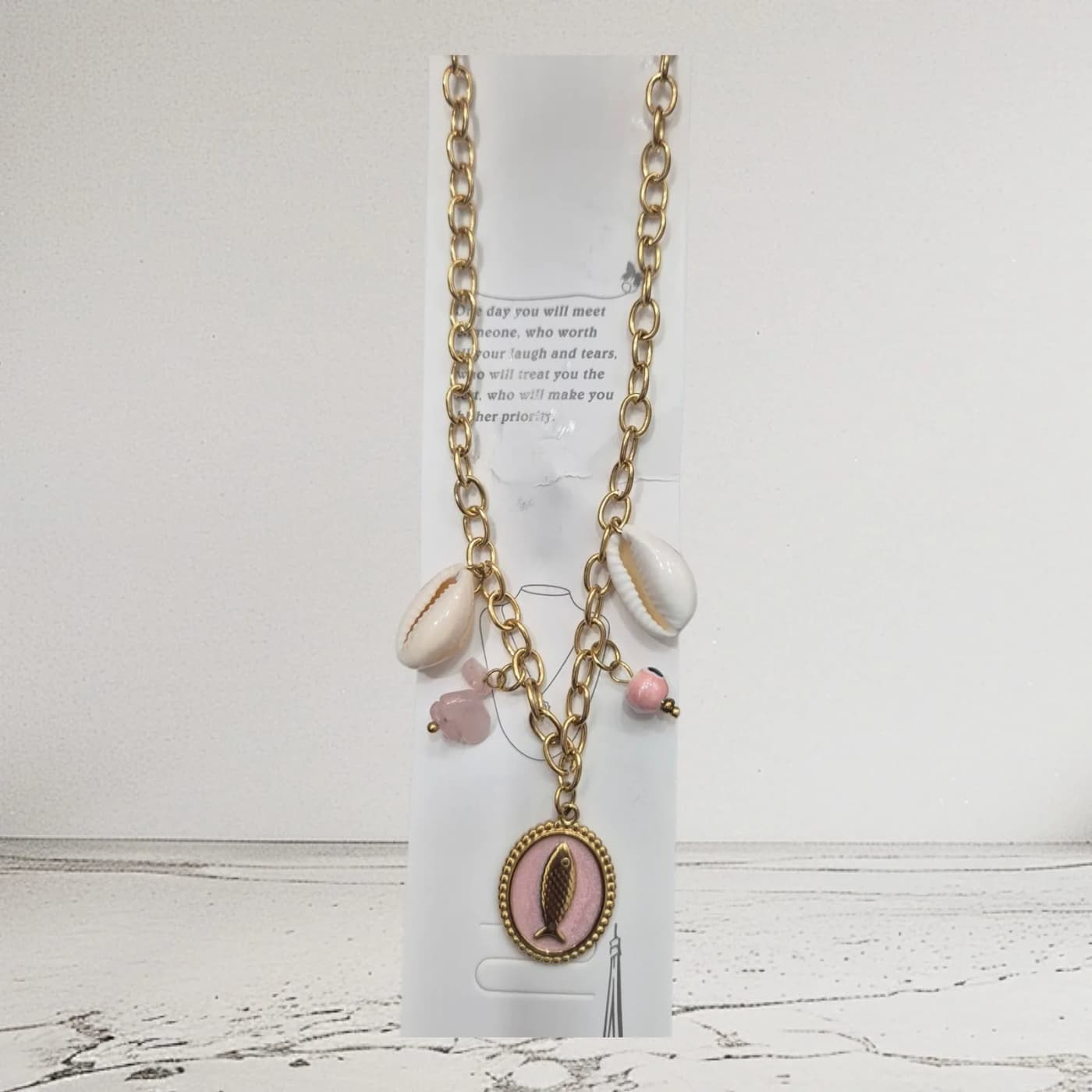 collar con dije do