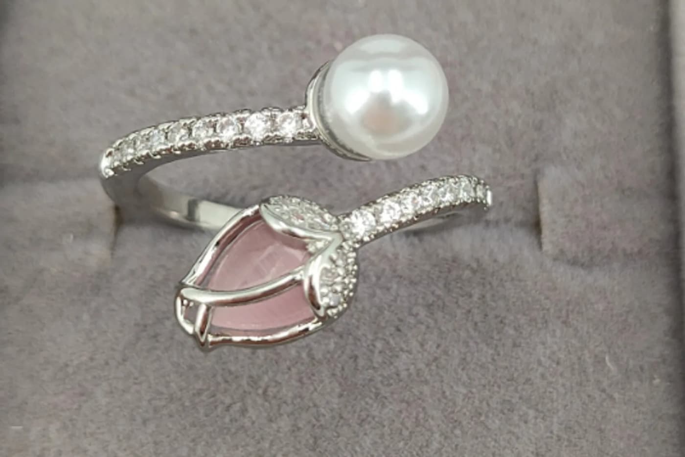 anillo pleteado con perla  ajustable