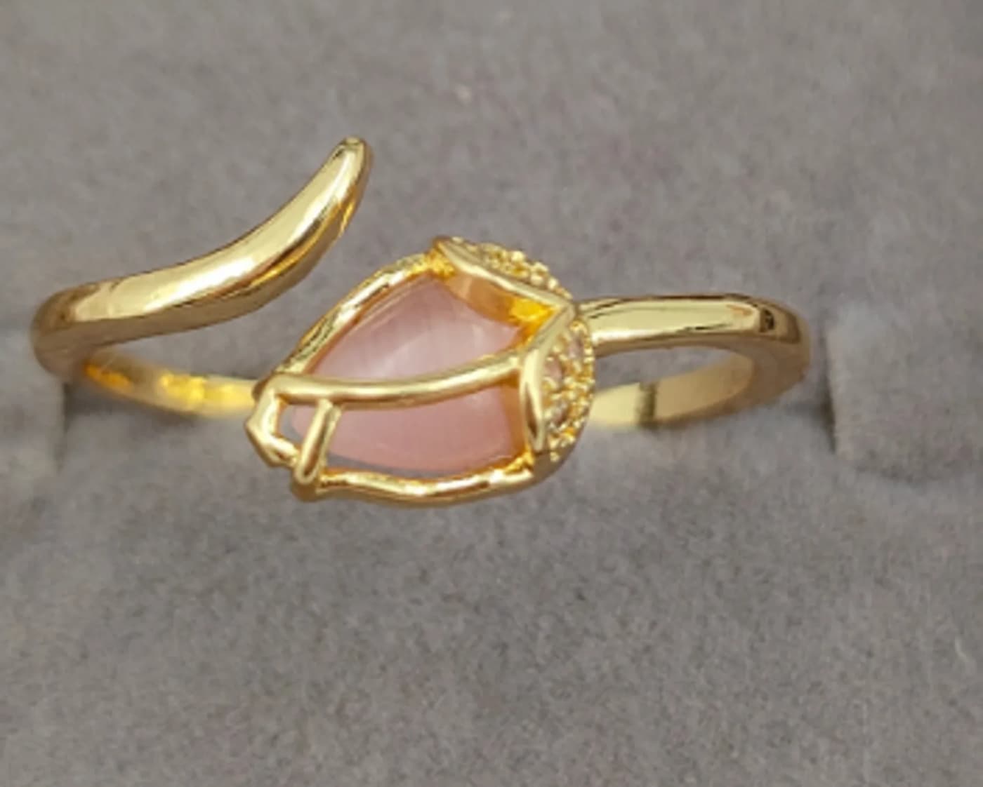 anillo dorado  ajustable