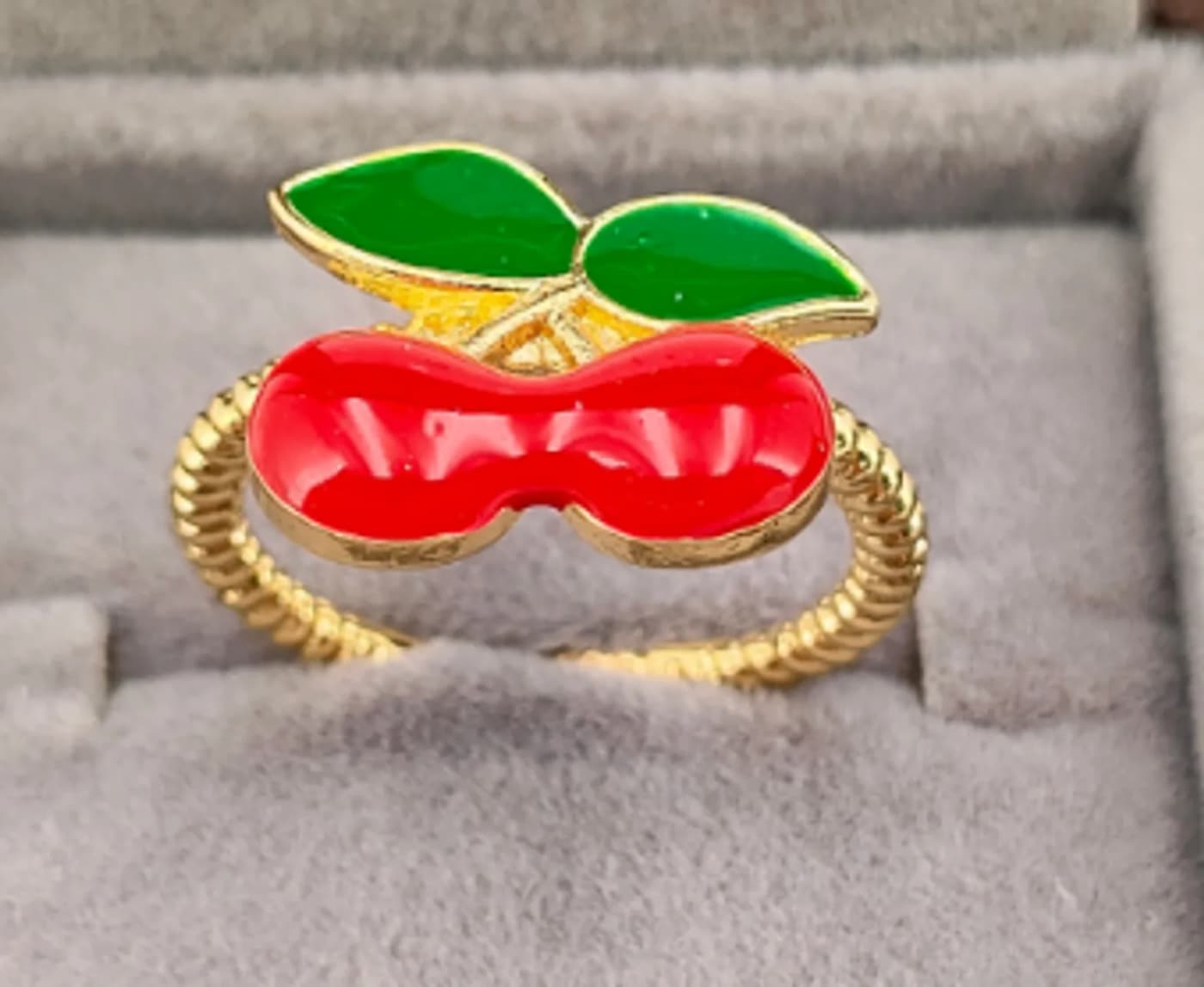 anillo dorado  ajustable