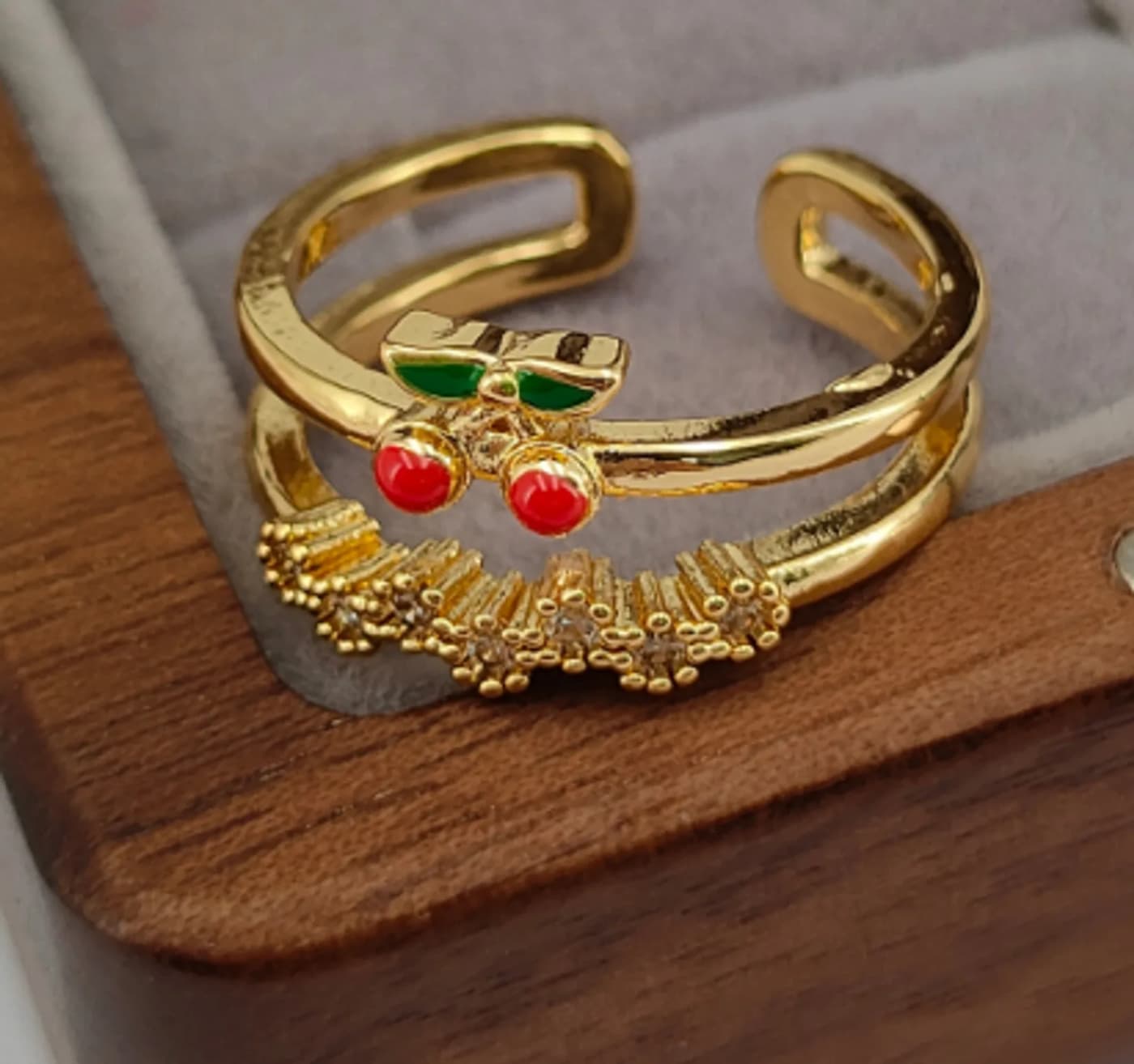 anillo dorado  ajustable