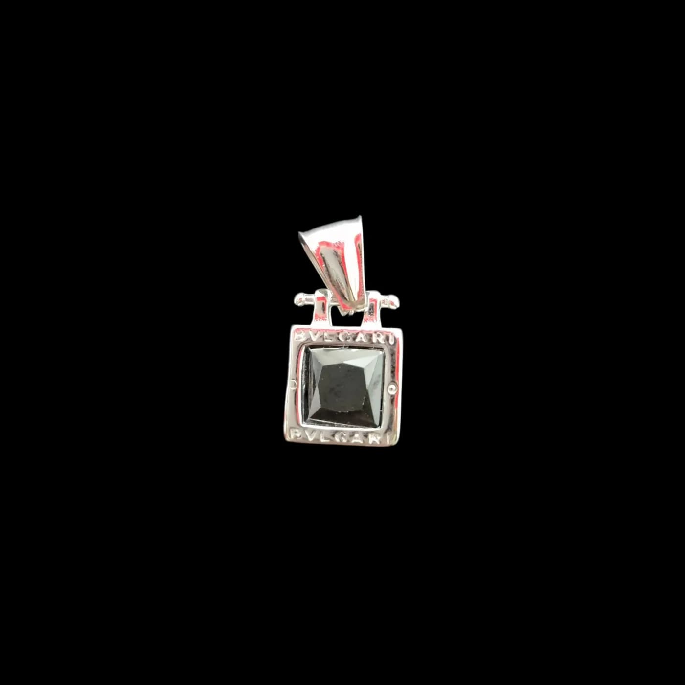 dije de bulgari p 1.2*1.2 negro