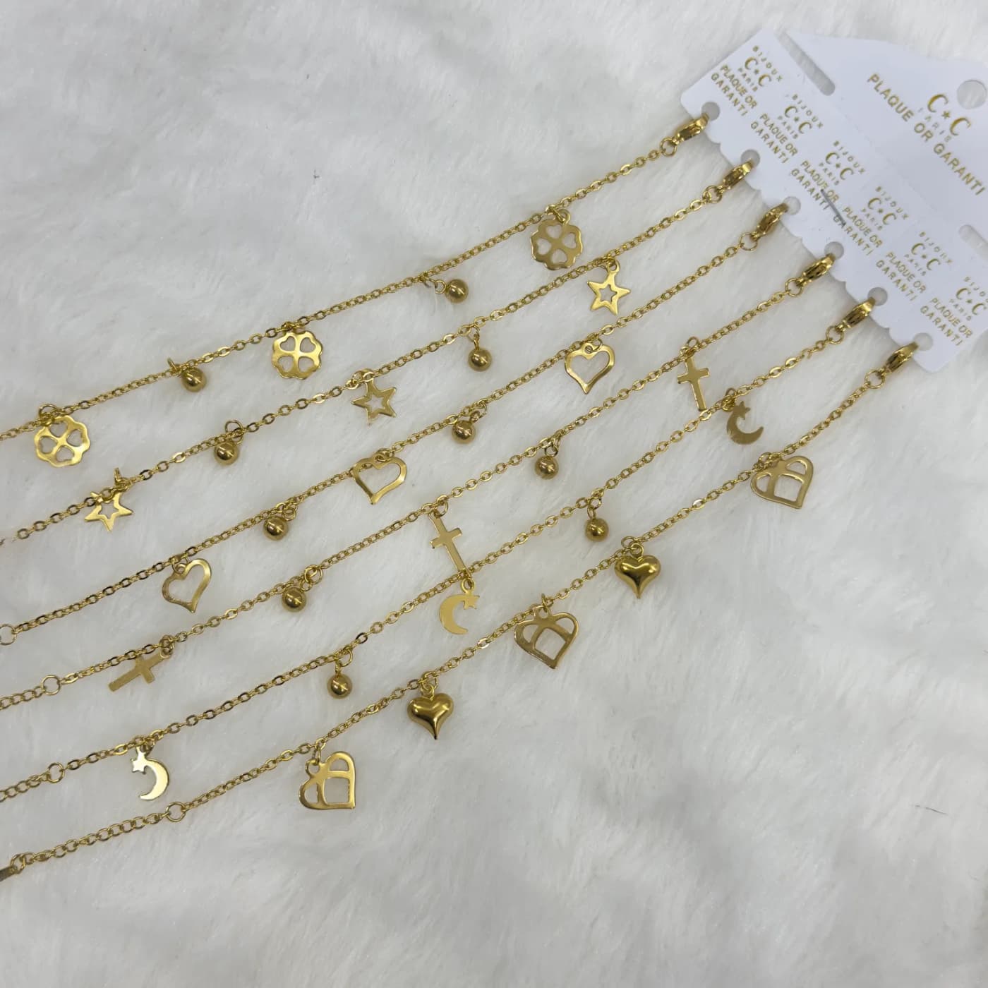 Pulseras x6 diferentes dijes