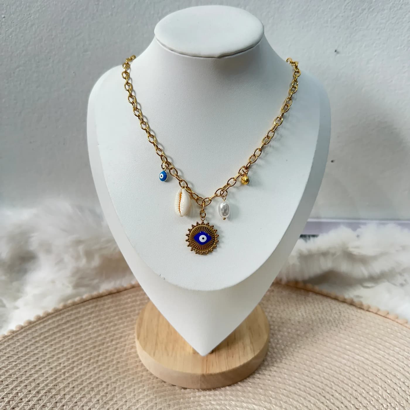 Collar con dijes de mar y ojo turco