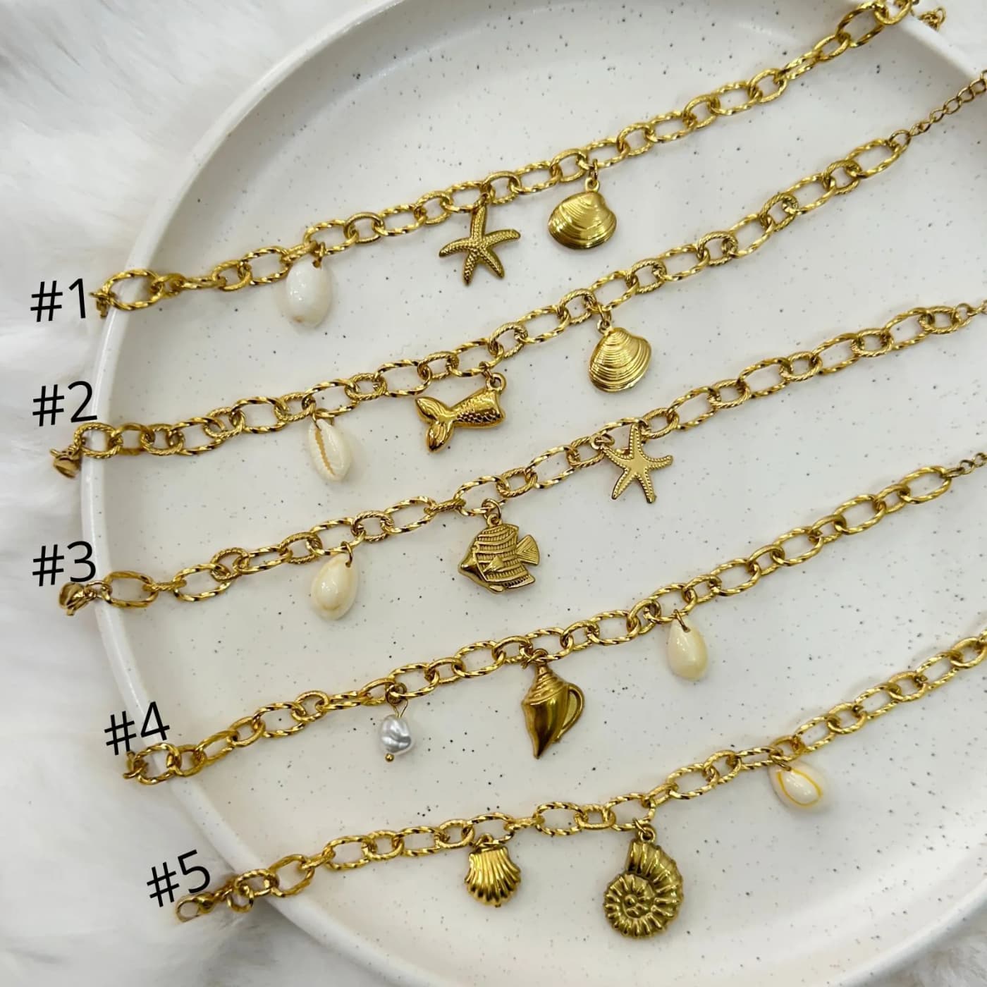 Collar con dijes de mar