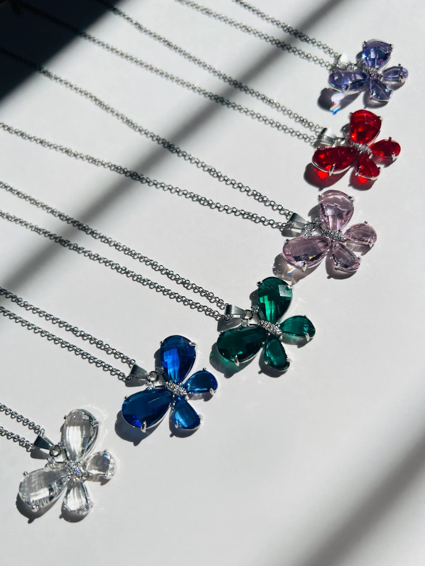 Collar mariposa