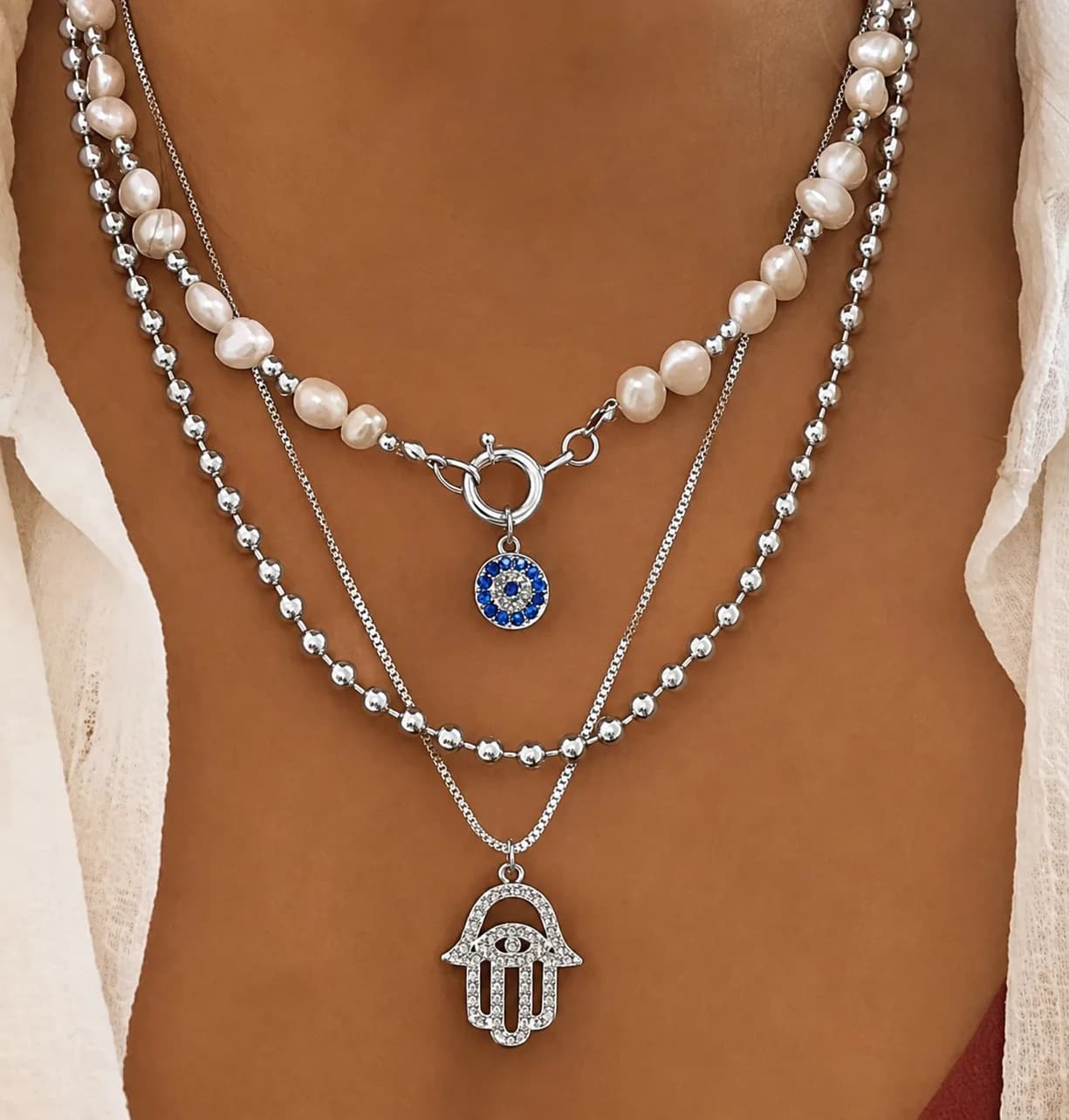 Collar triple
