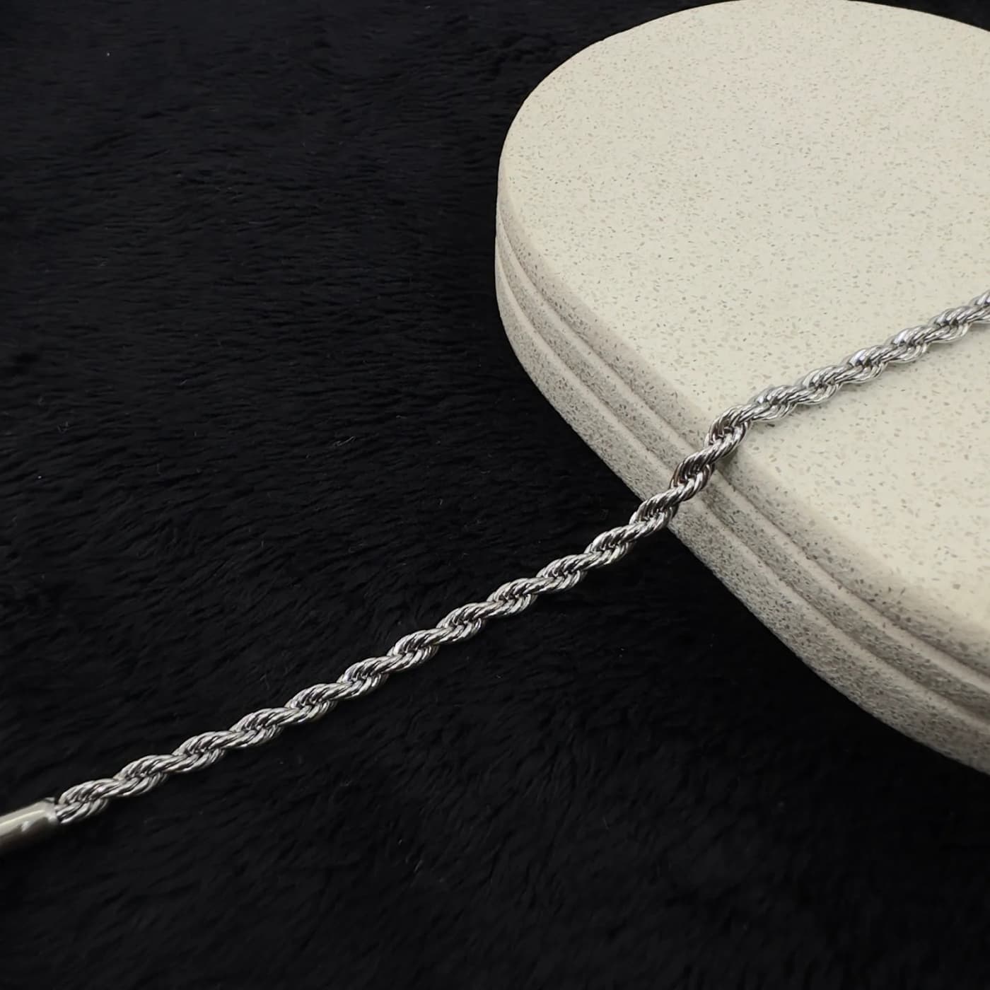Pulsera lisa 0.8 x 18cm